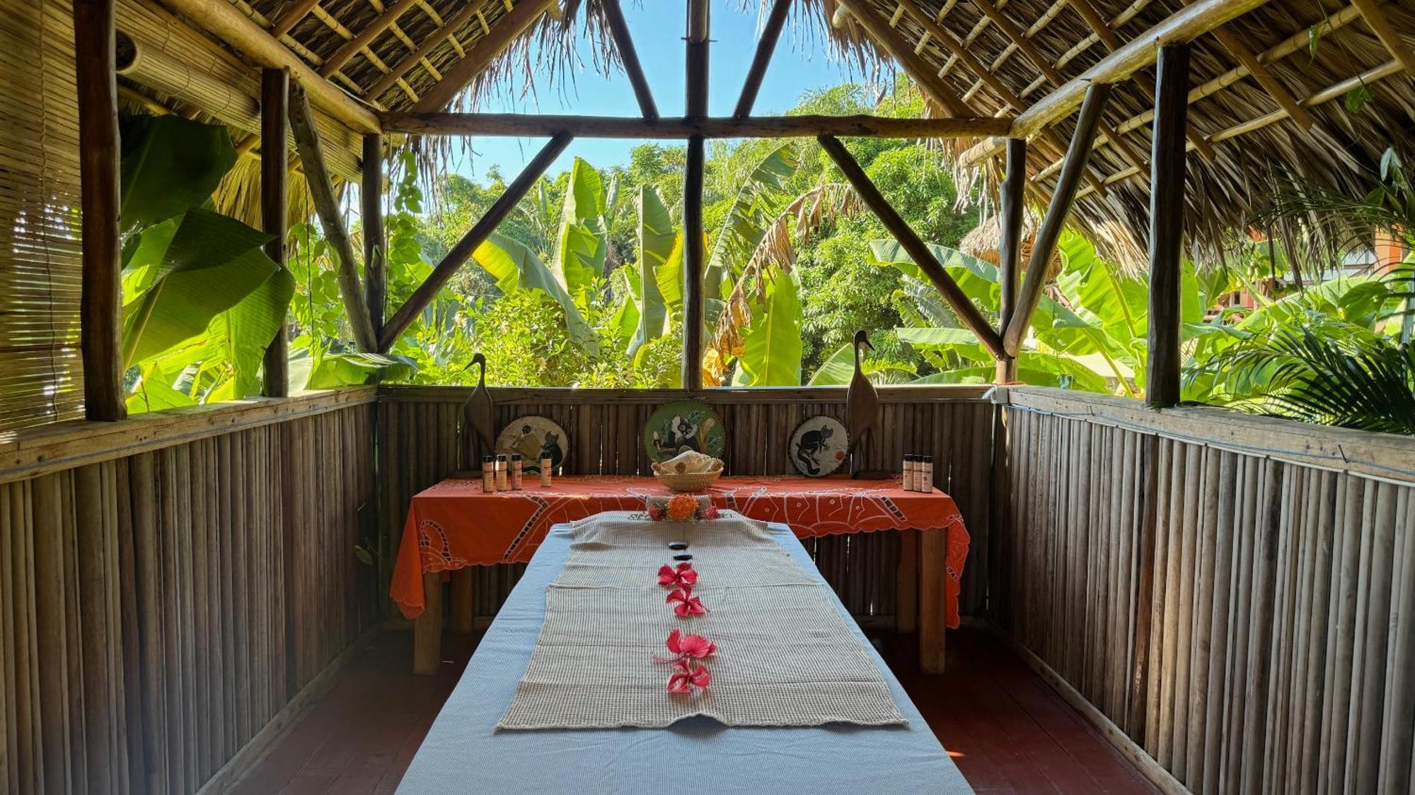 Veronika Resort Nosy Komba Экстерьер фото